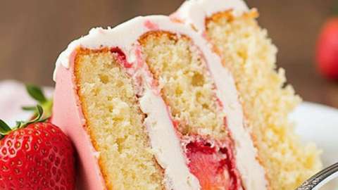 Strawberry Cake Recipe